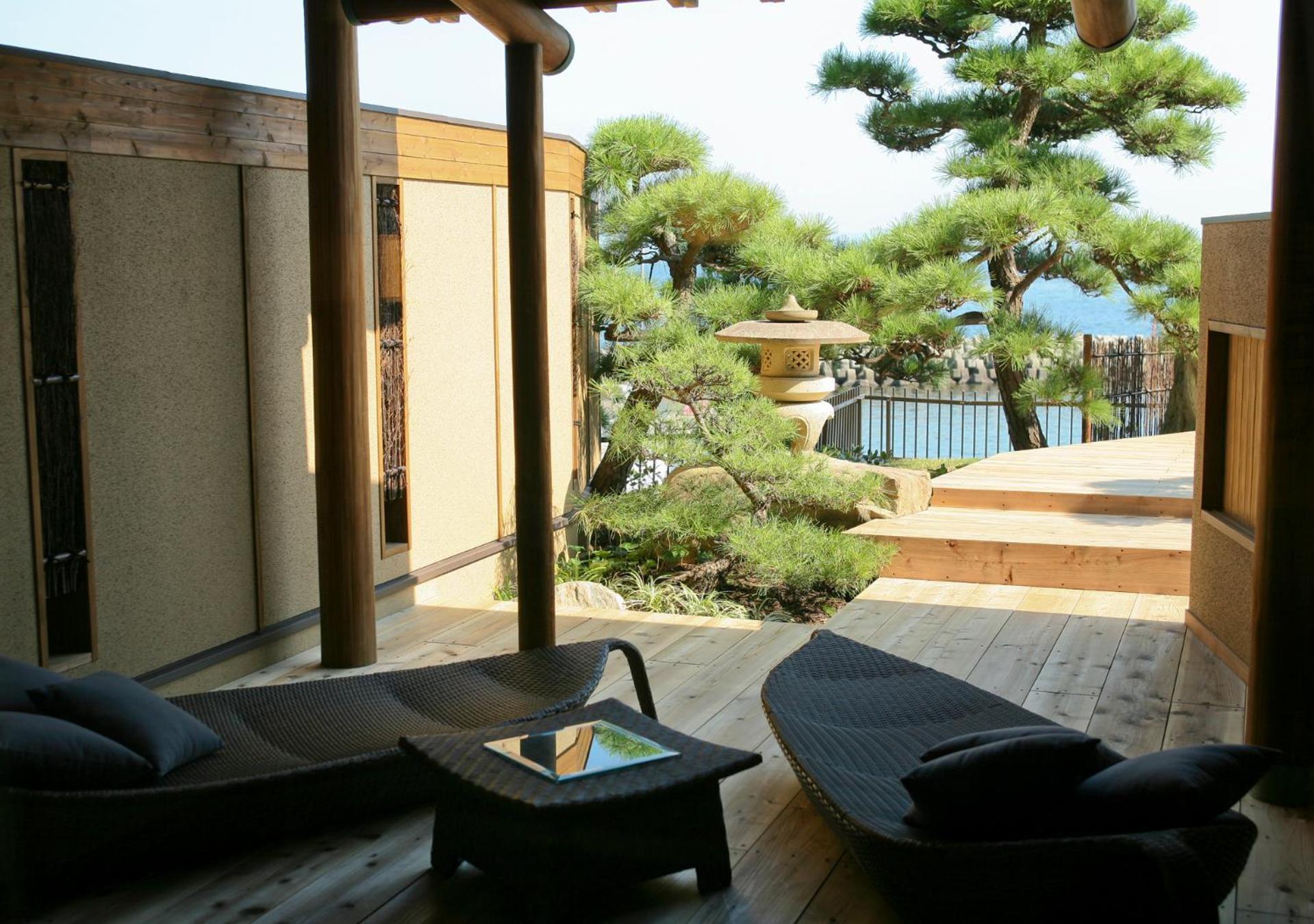 Hotel New Awaji Sumoto Bagian luar foto