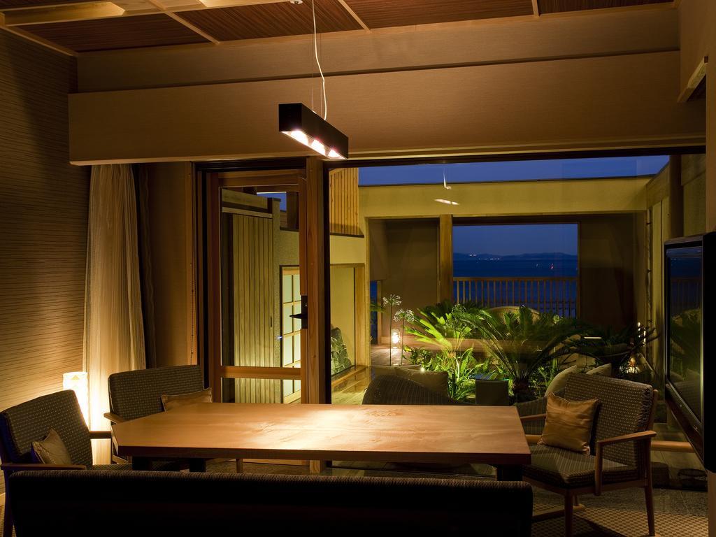 Hotel New Awaji Sumoto Bagian luar foto